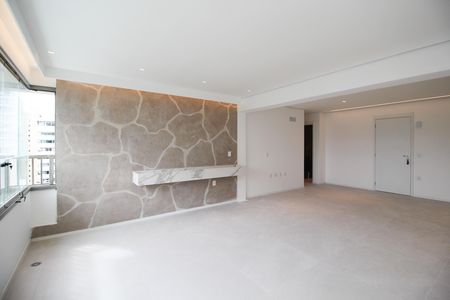 Apartamento à venda com 123m², 3 quartos e 2 vagasSala