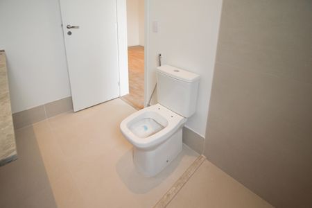 Apartamento à venda com 123m², 3 quartos e 2 vagasBanheiro da Suíte 1