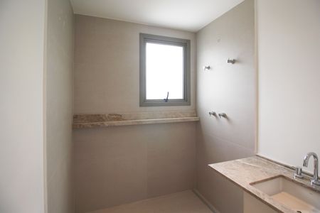 Apartamento à venda com 123m², 3 quartos e 2 vagasBanheiro da Suíte 1