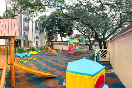 Apartamento à venda com 85m², 4 quartos e 1 vaga