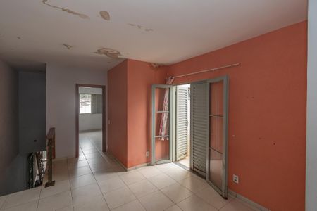 Casa para alugar com 170m², 4 quartos e 2 vagas Casa para alugar com 170m², 4 quartos e 2 vagasHall Quartos