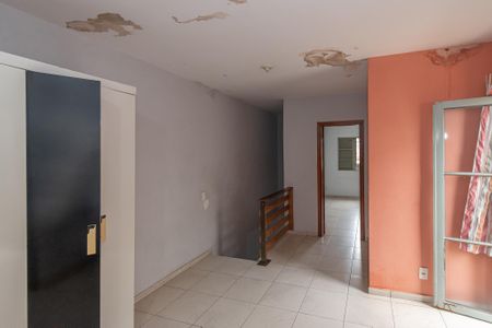 Casa para alugar com 170m², 4 quartos e 2 vagas Casa para alugar com 170m², 4 quartos e 2 vagasHall Quartos