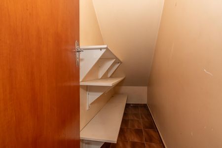 Casa para alugar com 170m², 4 quartos e 2 vagas Casa para alugar com 170m², 4 quartos e 2 vagasDispensa