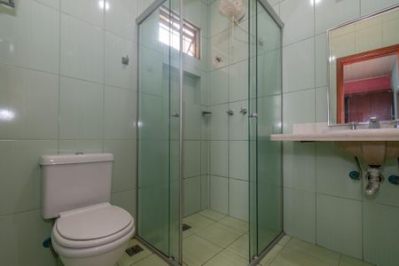 Casa para alugar com 170m², 4 quartos e 2 vagas Casa para alugar com 170m², 4 quartos e 2 vagasBanheiro da Suíte 2