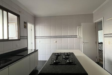 Apartamento para alugar com 187m², 3 quartos e 2 vagas Apartamento para alugar com 187m², 3 quartos e 2 vagasCozinha
