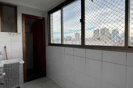 Apartamento para alugar com 187m², 3 quartos e 2 vagas Apartamento para alugar com 187m², 3 quartos e 2 vagasÁrea de Serviço