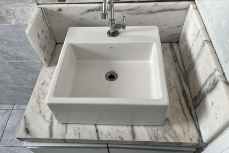 Apartamento para alugar com 187m², 3 quartos e 2 vagas Apartamento para alugar com 187m², 3 quartos e 2 vagasBanheiro
