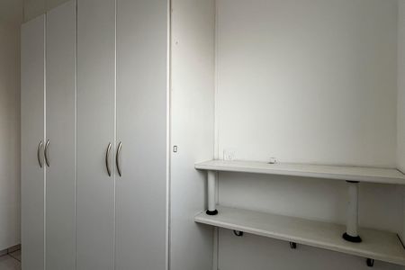 Apartamento para alugar com 187m², 3 quartos e 2 vagas Apartamento para alugar com 187m², 3 quartos e 2 vagasCloset
