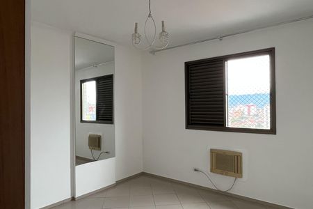 Apartamento para alugar com 187m², 3 quartos e 2 vagas Apartamento para alugar com 187m², 3 quartos e 2 vagasQuarto