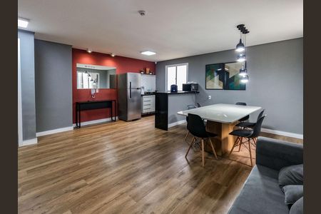 Apartamento para alugar com 17m², 1 quarto e sem vaga