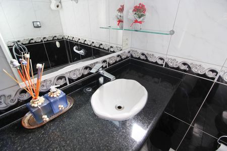 Apartamento à venda com 116m², 3 quartos e 1 vaga Apartamento à venda com 116m², 3 quartos e 1 vagaBanheiro
