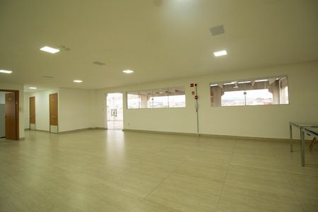 Apartamento à venda com 42m², 1 quarto e 1 vaga Apartamento à venda com 42m², 1 quarto e 1 vagaÁrea comum - Salão de festas