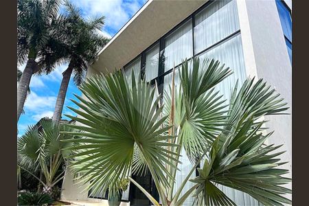 Casa à venda com 5 quartos, 903m² em Tamboré, Santana de Parnaíba