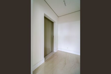 Apartamento à venda com 211m², 4 quartos e 3 vagas