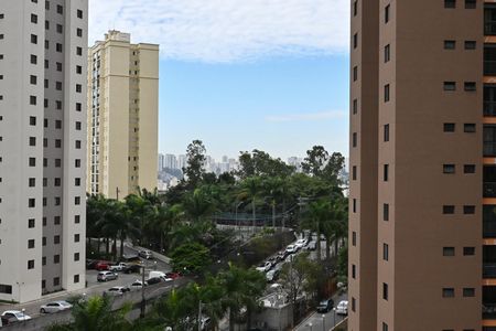 Vista de apartamento para alugar com 3 quartos, 119m² em Jardim Maria Rosa, Taboão da Serra