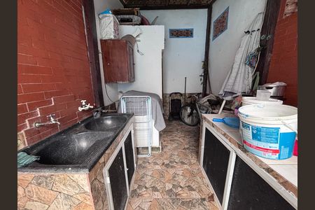 Casa de condomínio à venda com 290m², 3 quartos e 1 vaga Casa de condomínio à venda com 290m², 3 quartos e 1 vagaÁrea de Serviço