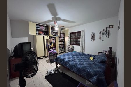 Casa de condomínio à venda com 290m², 3 quartos e 1 vaga Casa de condomínio à venda com 290m², 3 quartos e 1 vagaQuarto 1