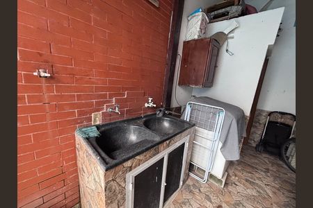 Casa de condomínio à venda com 290m², 3 quartos e 1 vaga Casa de condomínio à venda com 290m², 3 quartos e 1 vagaÁrea de Serviço