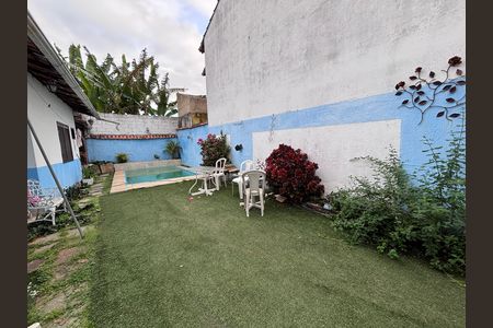 Casa de condomínio à venda com 290m², 3 quartos e 1 vaga Casa de condomínio à venda com 290m², 3 quartos e 1 vagaQuintal