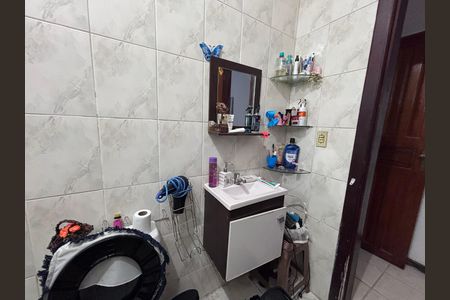 Casa de condomínio à venda com 290m², 3 quartos e 1 vaga Casa de condomínio à venda com 290m², 3 quartos e 1 vagaBanheiro do Quarto 1