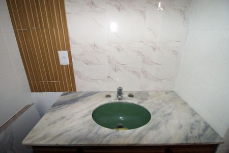 Apartamento para alugar com 65m², 2 quartos e 1 vagaBanheiro