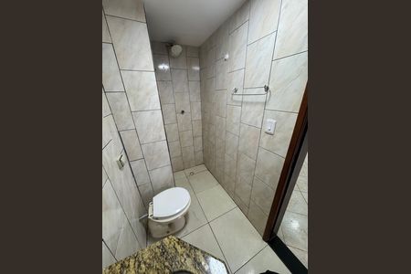 Apartamento para alugar com 98m², 2 quartos e 1 vaga Apartamento para alugar com 98m², 2 quartos e 1 vagaBanheiro da Suíte