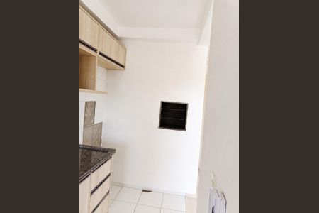Cozinha de apartamento para alugar com 2 quartos, 60m² em Partenon, Porto Alegre
