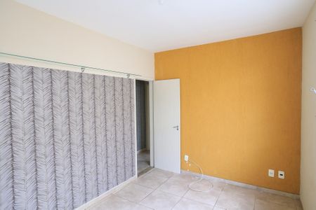 Sala de apartamento à venda com 2 quartos, 72m² em Sagrada Família, Belo Horizonte