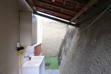 Apartamento à venda com 72m², 2 quartos e 1 vagaÁrea de Serviço