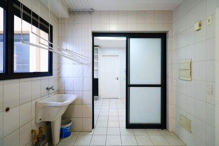 Apartamento à venda com 191m², 3 quartos e 3 vagas