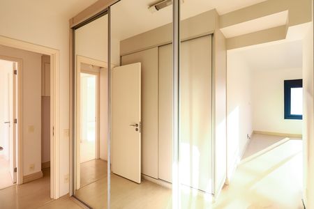 Apartamento à venda com 191m², 3 quartos e 3 vagas