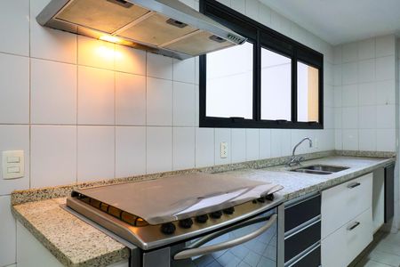 Apartamento à venda com 191m², 3 quartos e 3 vagas