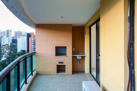 Apartamento à venda com 191m², 3 quartos e 3 vagas