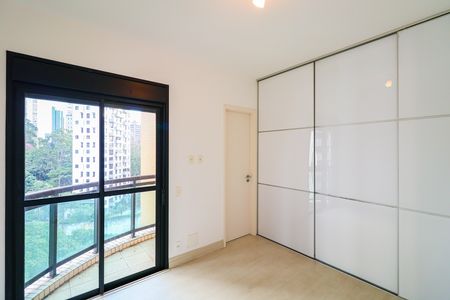 Apartamento à venda com 191m², 3 quartos e 3 vagas