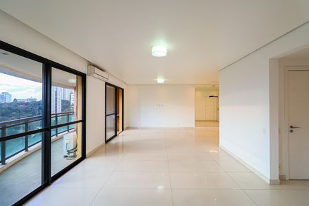Apartamento à venda com 191m², 3 quartos e 3 vagas