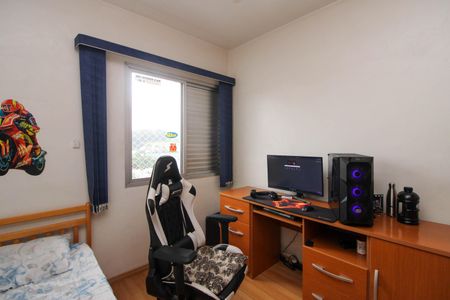 Apartamento à venda com 72m², 3 quartos e 2 vagasQuarto 2