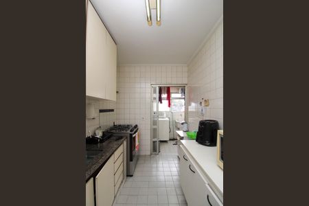 Apartamento à venda com 72m², 3 quartos e 2 vagasCozinha 