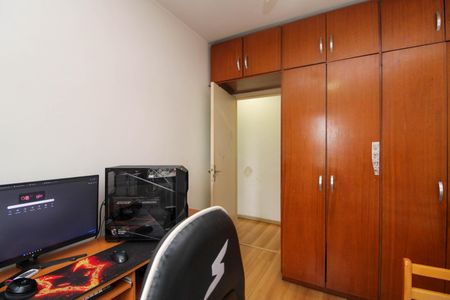Apartamento à venda com 72m², 3 quartos e 2 vagasQuarto 2