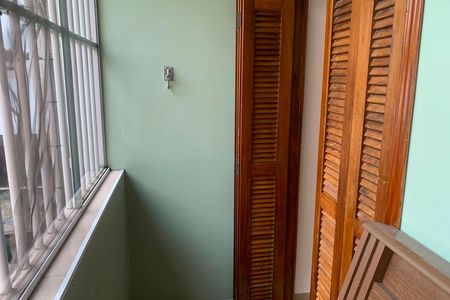 Casa para alugar com 100m², 3 quartos e 1 vaga Casa para alugar com 100m², 3 quartos e 1 vagaVaranda do Quarto 3