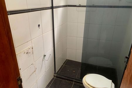 Casa para alugar com 100m², 3 quartos e 1 vaga Casa para alugar com 100m², 3 quartos e 1 vagaBanheiro 2