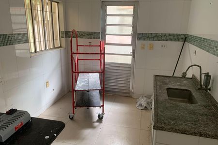 Casa para alugar com 100m², 3 quartos e 1 vaga Casa para alugar com 100m², 3 quartos e 1 vagaCozinha