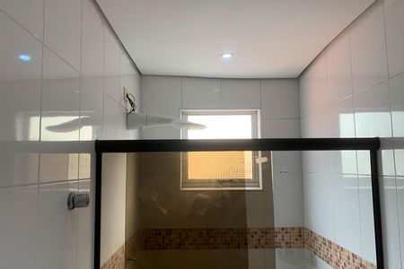 Casa para alugar com 100m², 3 quartos e 1 vaga Casa para alugar com 100m², 3 quartos e 1 vagaBanheiro 1