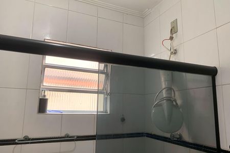 Casa para alugar com 100m², 3 quartos e 1 vaga Casa para alugar com 100m², 3 quartos e 1 vagaBanheiro 2