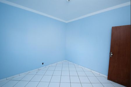 Casa para alugar com 312m², 3 quartos e 10 vagas Casa para alugar com 312m², 3 quartos e 10 vagasQuarto 2