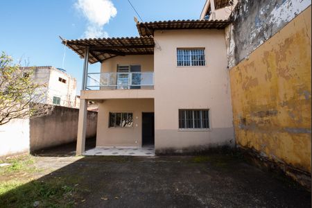 Casa para alugar com 312m², 3 quartos e 10 vagas Casa para alugar com 312m², 3 quartos e 10 vagasQuintal