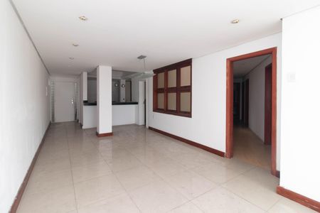 Apartamento à venda com 112m², 3 quartos e sem vaga Apartamento à venda com 112m², 3 quartos e sem vagaSala