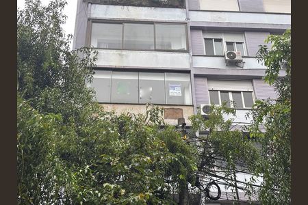 Apartamento à venda com 112m², 3 quartos e sem vaga Apartamento à venda com 112m², 3 quartos e sem vagaFachada