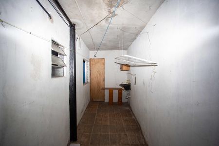 Casa para alugar com 30m², 2 quartos e 1 vagaÁrea de Serviço
