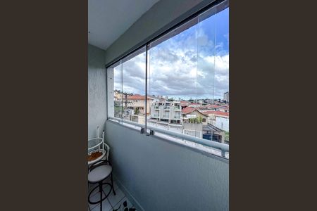 Varanda de apartamento para alugar com 3 quartos, 66m² em Jardim Textil, São Paulo
