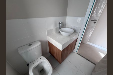 Apartamento para alugar com 89m², 2 quartos e 1 vaga Apartamento para alugar com 89m², 2 quartos e 1 vagaBanheiro do Quarto 1
